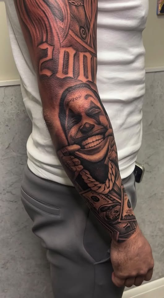 Behind the smile, tattoo by Jinks